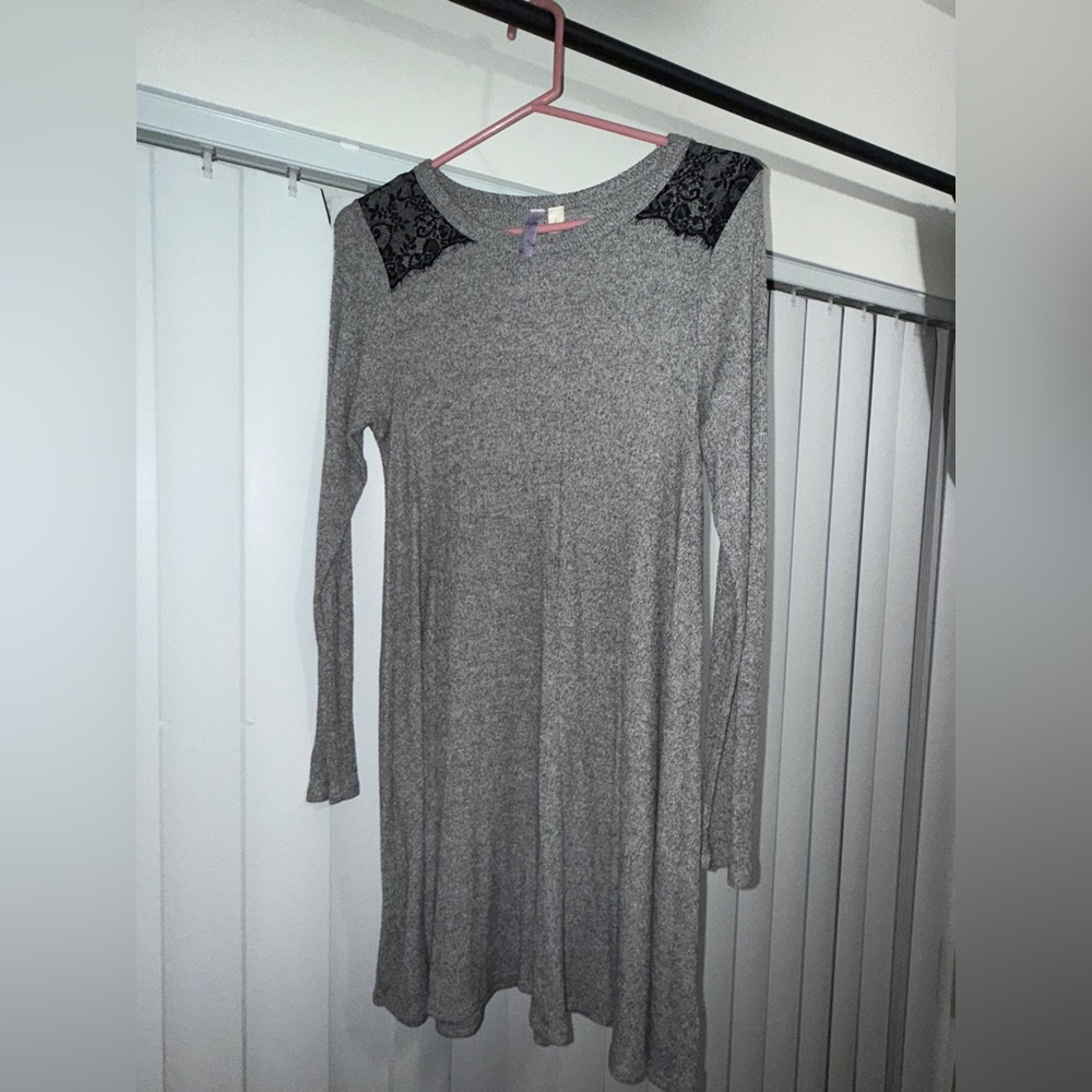 Alya Casual Gray Long Sleeve Dress with Black Lace